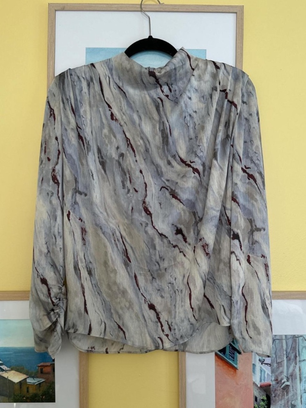 Amanda Uprichard Marble-Print Pleated Skirt in Beige, Gray, Brown